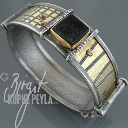 silver and gold bracelet - jewelry made by Birgit Kupke-Peyla