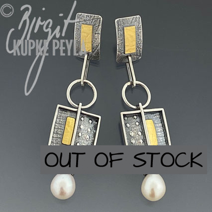 Dangle Earring in Gold and Silver