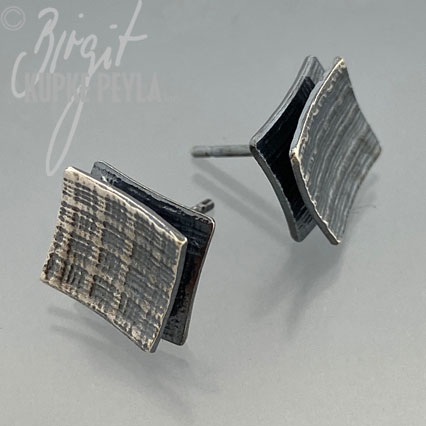 Smqll Square Silver Earring